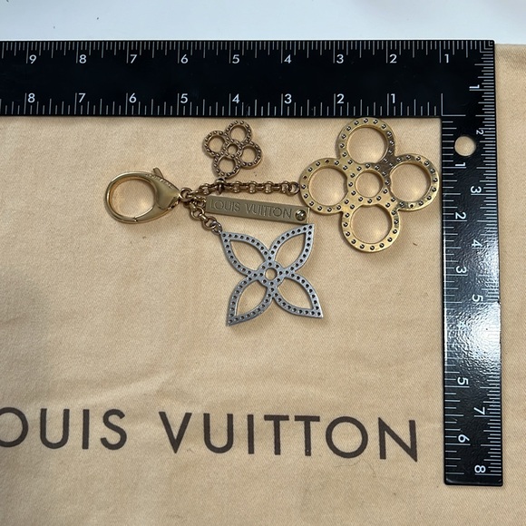 Louis Vuitton Bijoux Sac Tapage Bag Charm Gold and Silver With Box and Dustbag - Picture 14 of 16